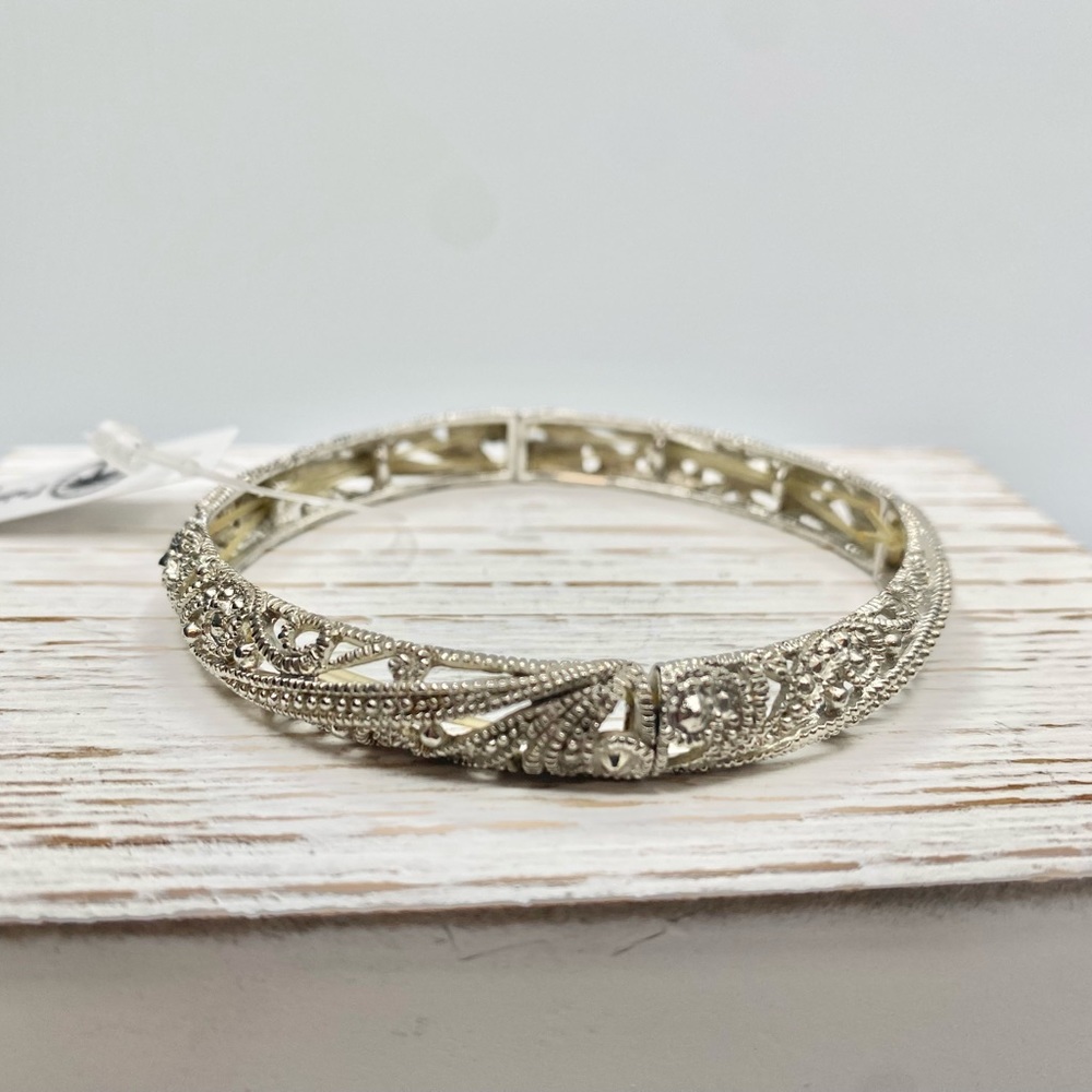Filagree Stretch Silver Bracelet